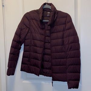 Burgundy Uniqlo zipper jacket